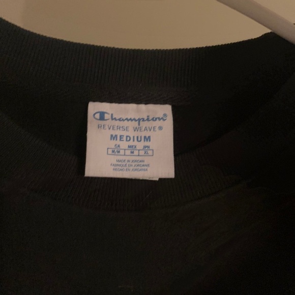 black champion crewneck sweater - Picture 3 of 4